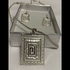 Greek Key Design Jewelry Set